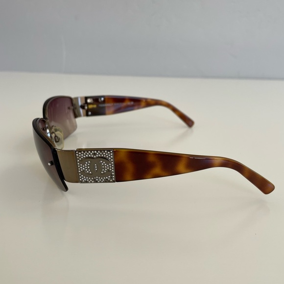 Auth VTG CHANEL Sunglasses 4117-B - Picture 3 of 12